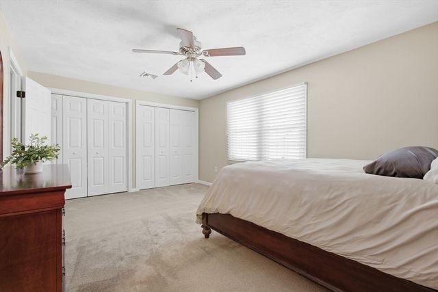 82 Patrick Rd 82, Tewksbury, MA 01876