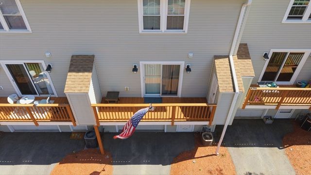 82 Patrick Rd 82, Tewksbury, MA 01876