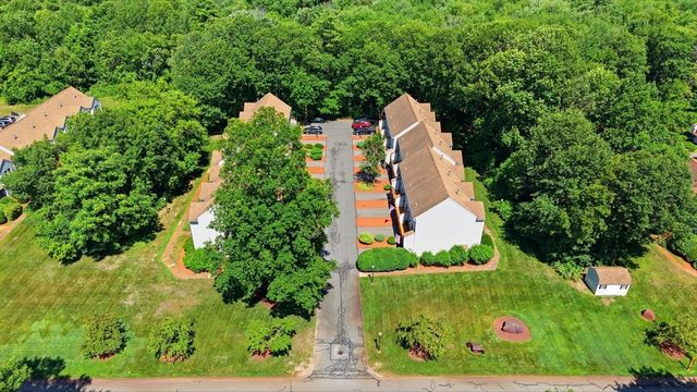 82 Patrick Rd 82, Tewksbury, MA 01876