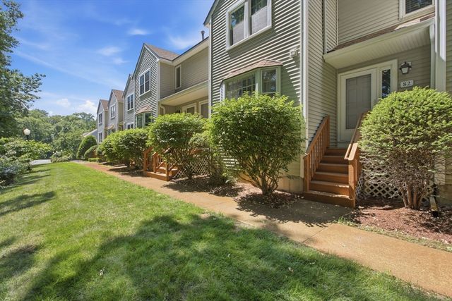 82 Patrick Rd 82, Tewksbury, MA 01876