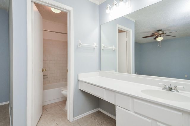 535 Shenandoah Drive, Richmond, TX 77469