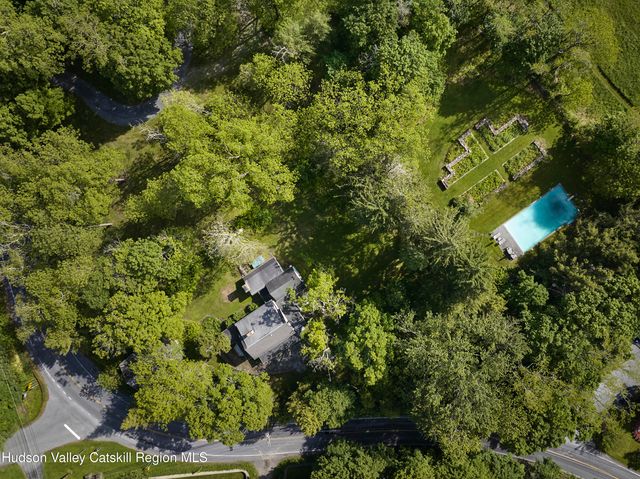 2498 Salt Point Turnpike, Clinton Corners, NY 12514
