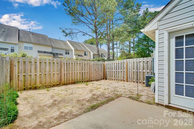 9653 Terrier Way, Charlotte, NC 28269