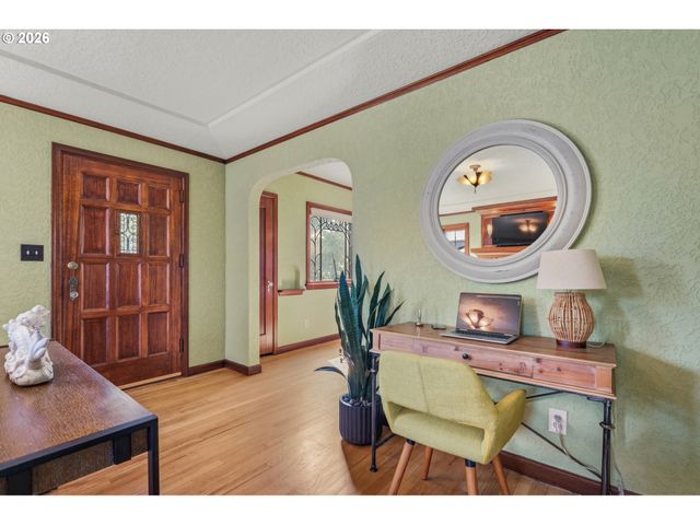 3137 Ne 83RD Ave, Portland, OR 97220