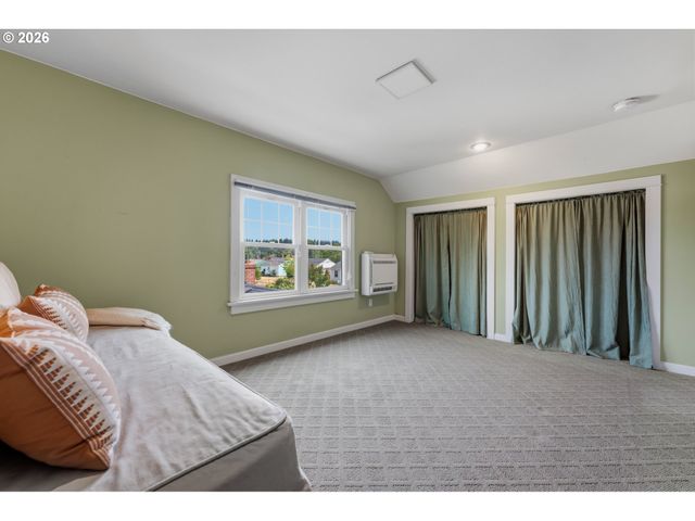 3137 Ne 83RD Ave, Portland, OR 97220