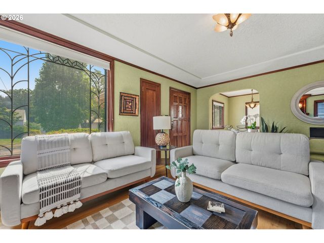3137 Ne 83RD Ave, Portland, OR 97220