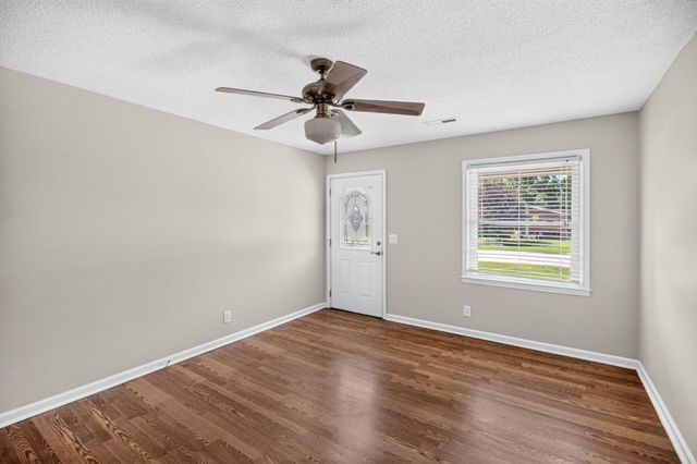 10 Newark Avenue, Goose Creek, SC 29445