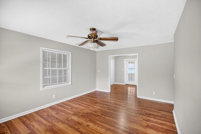 10 Newark Avenue, Goose Creek, SC 29445