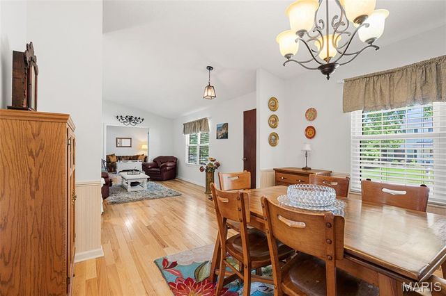 7207 Emerald Hill Court, St Louis, MO 63129