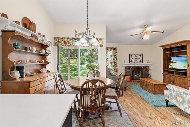 7207 Emerald Hill Court, St Louis, MO 63129