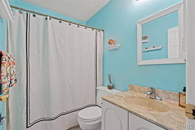 7207 Emerald Hill Court, St Louis, MO 63129