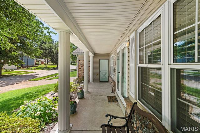 7207 Emerald Hill Court, St Louis, MO 63129