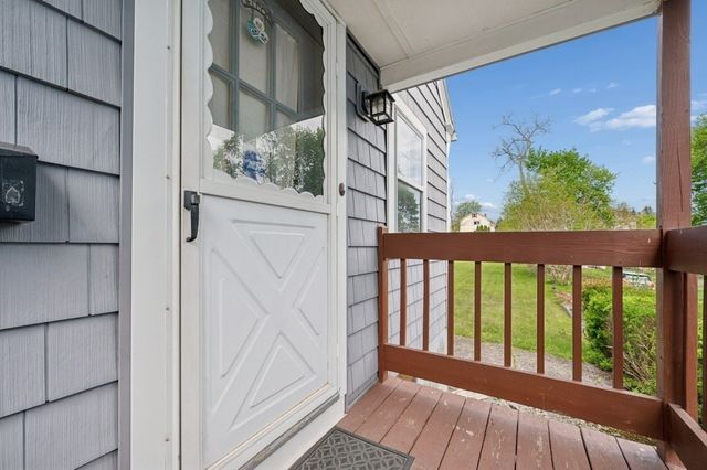 24 Falmouth St, Worcester, MA 01607