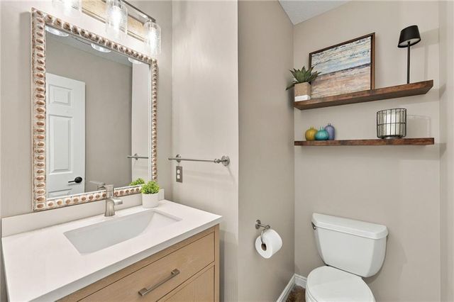 13221 W 126th Place, Overland Park, KS 66213