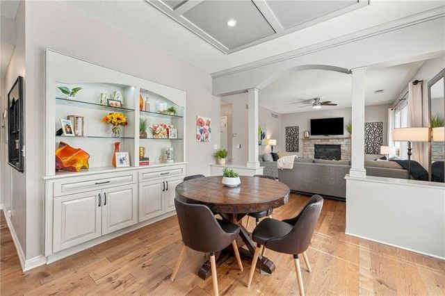 13221 W 126th Place, Overland Park, KS 66213