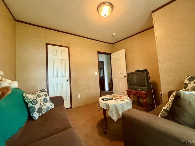 3816 County Route 6, Hammond, NY 13646