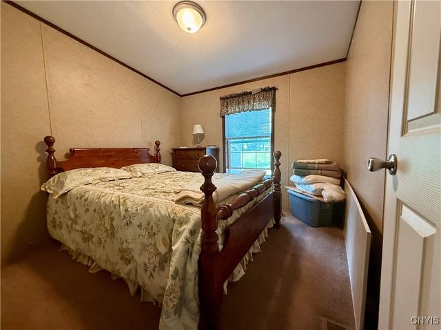 3816 County Route 6, Hammond, NY 13646