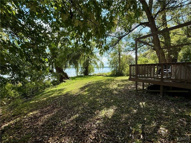 3816 County Route 6, Hammond, NY 13646