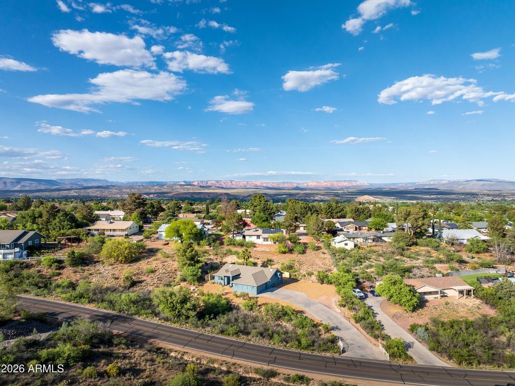 Image 34 of property listing at 950 E RIO MESA Trail, Cottonwood, AZ 86326
