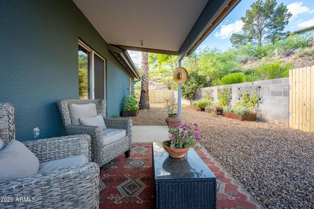 Image 40 of property listing at 950 E RIO MESA Trail, Cottonwood, AZ 86326
