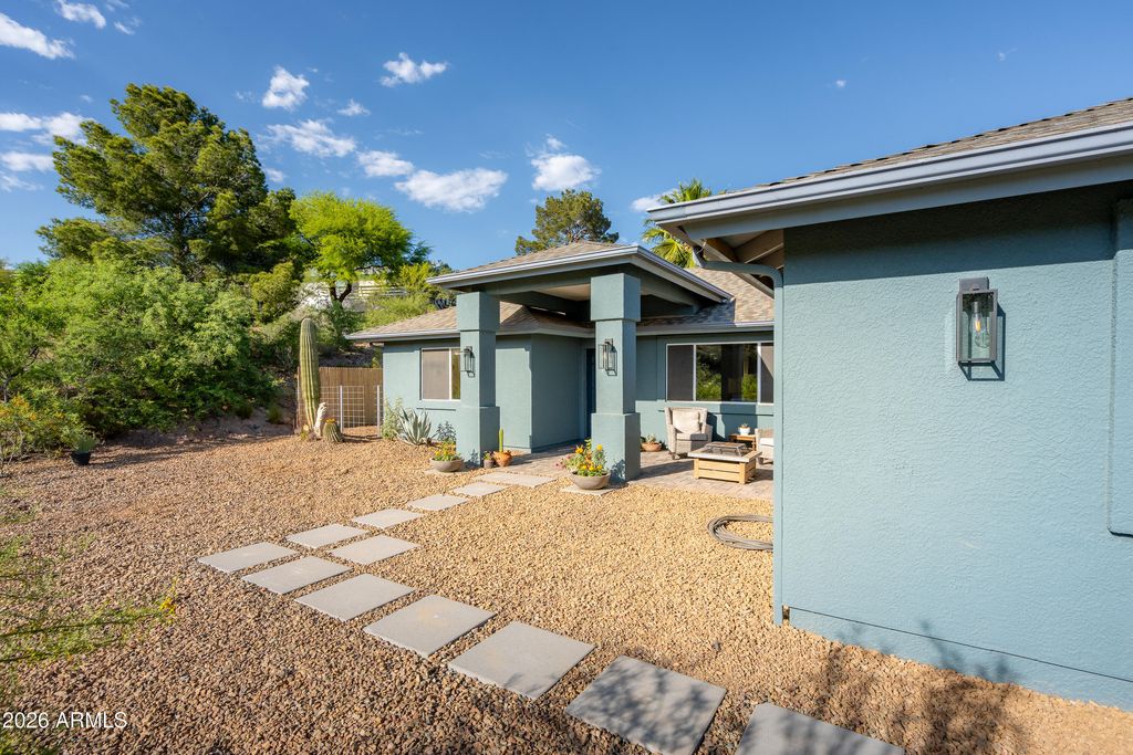 Image 46 of property listing at 950 E RIO MESA Trail, Cottonwood, AZ 86326