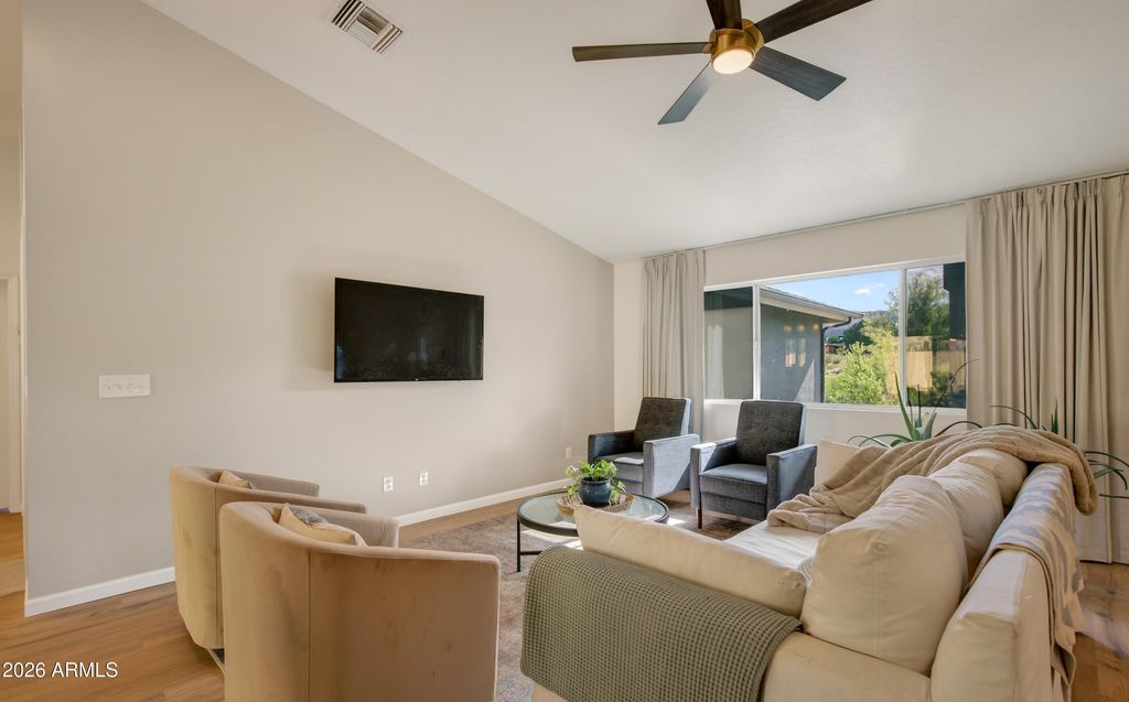 Image 6 of property listing at 950 E RIO MESA Trail, Cottonwood, AZ 86326