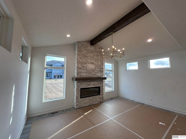 10305 Prospect Street, Papillion, NE 68046