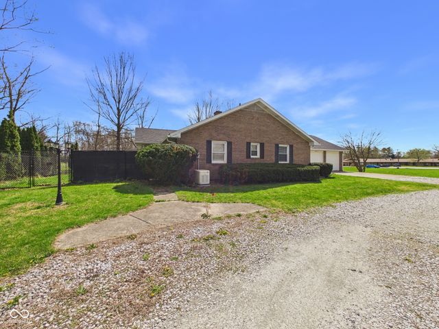 1925 Lindberg Road, Anderson, IN 46012