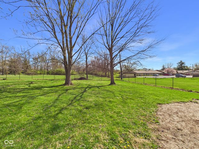 1925 Lindberg Road, Anderson, IN 46012