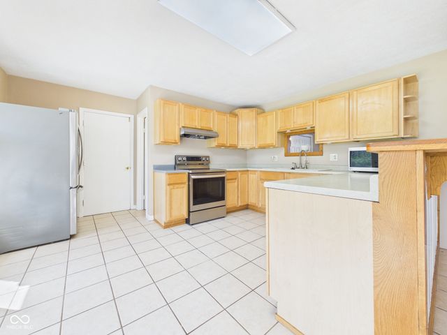 1925 Lindberg Road, Anderson, IN 46012