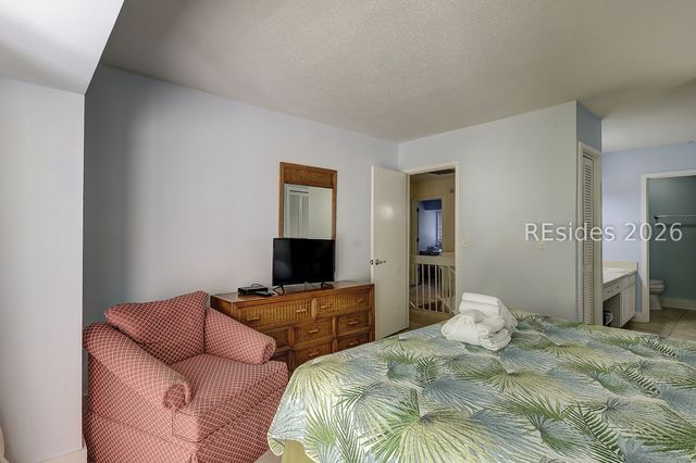 10 Lighthouse Rd Apt 455, Hilton Head Island, SC 29928