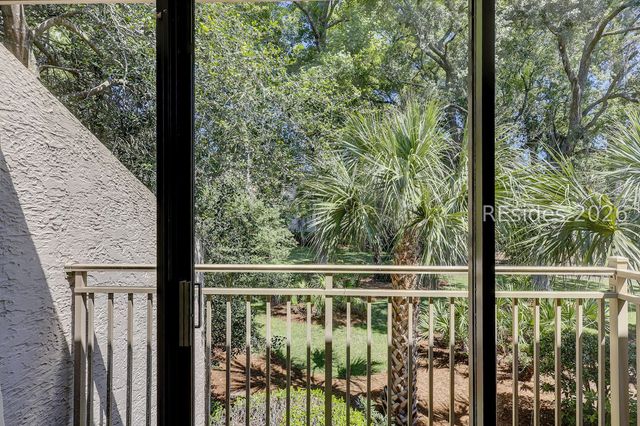 10 Lighthouse Rd Apt 455, Hilton Head Island, SC 29928