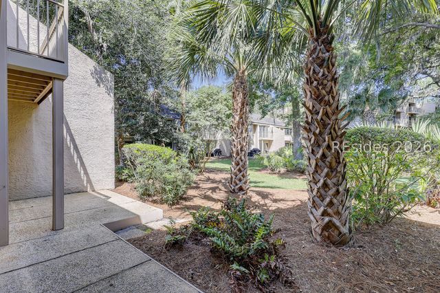 10 Lighthouse Rd Apt 455, Hilton Head Island, SC 29928