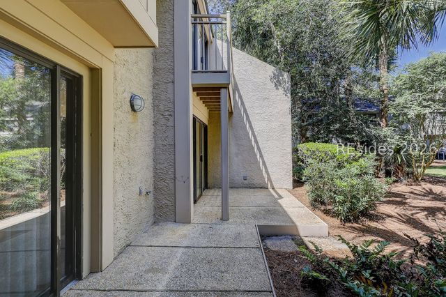 10 Lighthouse Rd Apt 455, Hilton Head Island, SC 29928