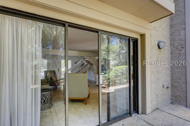 10 Lighthouse Rd Apt 455, Hilton Head Island, SC 29928