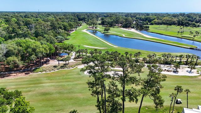 10 Lighthouse Rd Apt 455, Hilton Head Island, SC 29928