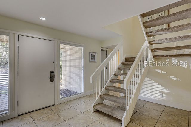 10 Lighthouse Rd Apt 455, Hilton Head Island, SC 29928