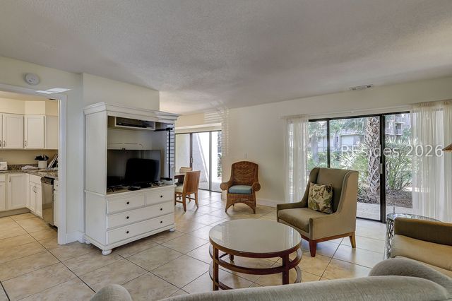 10 Lighthouse Rd Apt 455, Hilton Head Island, SC 29928