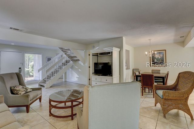 10 Lighthouse Rd Apt 455, Hilton Head Island, SC 29928