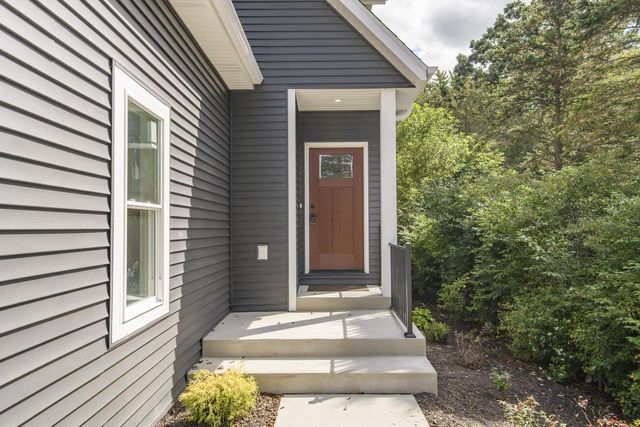 228 Evergreen STREET, Dousman, WI 53118