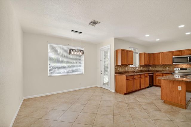 2806 S Evergreen Circle, Boynton Beach, FL 33426