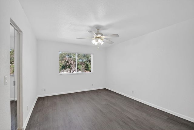 2806 S Evergreen Circle, Boynton Beach, FL 33426