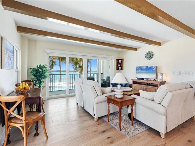 1848 SHORE DRIVE S 101, South Pasadena, FL 33707