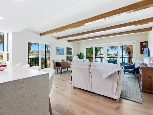 1848 SHORE DRIVE S 101, South Pasadena, FL 33707