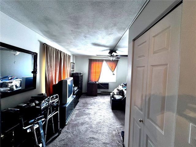 1560 Douglas Avenue TH54, North Providence, RI 02904