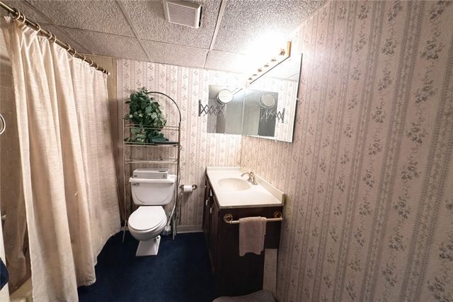 1560 Douglas Avenue TH54, North Providence, RI 02904