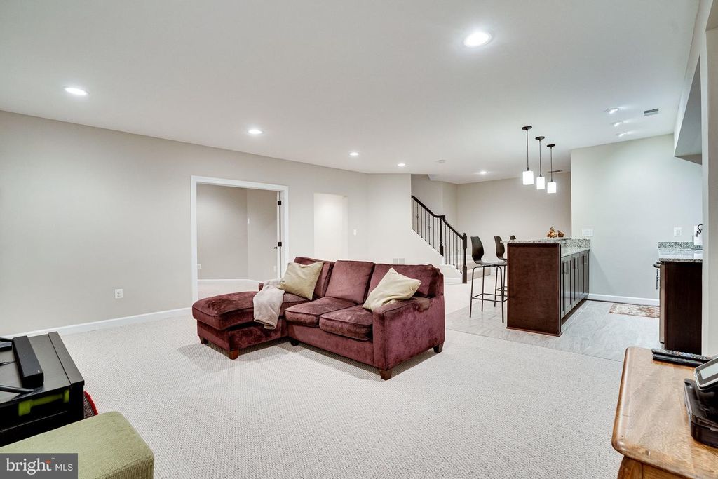 24897 PINEBROOK RD, Chantilly, VA 20152