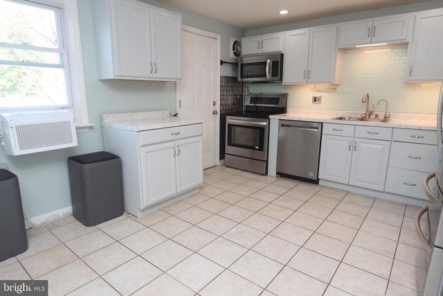 1012 WELLS ST, Conshohocken, PA 19428