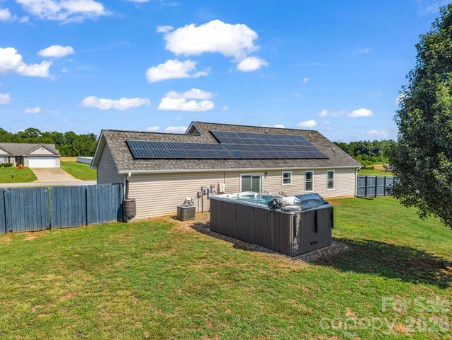 169 Oak Brook Lane, Gaffney, SC 29341