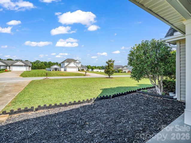 169 Oak Brook Lane, Gaffney, SC 29341